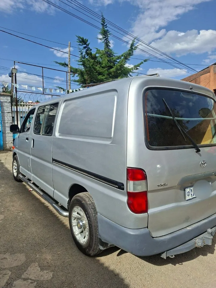 Dolphin D4D Manual Van 2006 – photo 6
