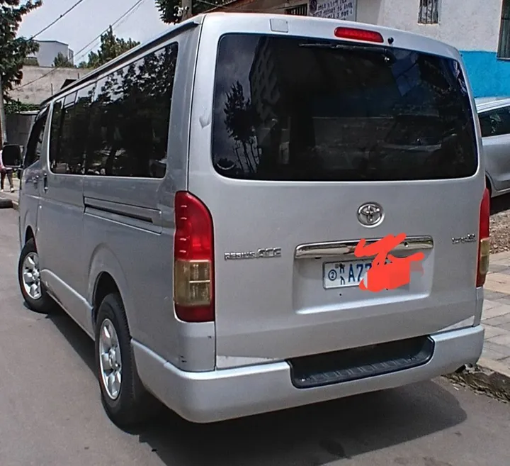 Toyota Abadula 2007 Automatic – photo 3