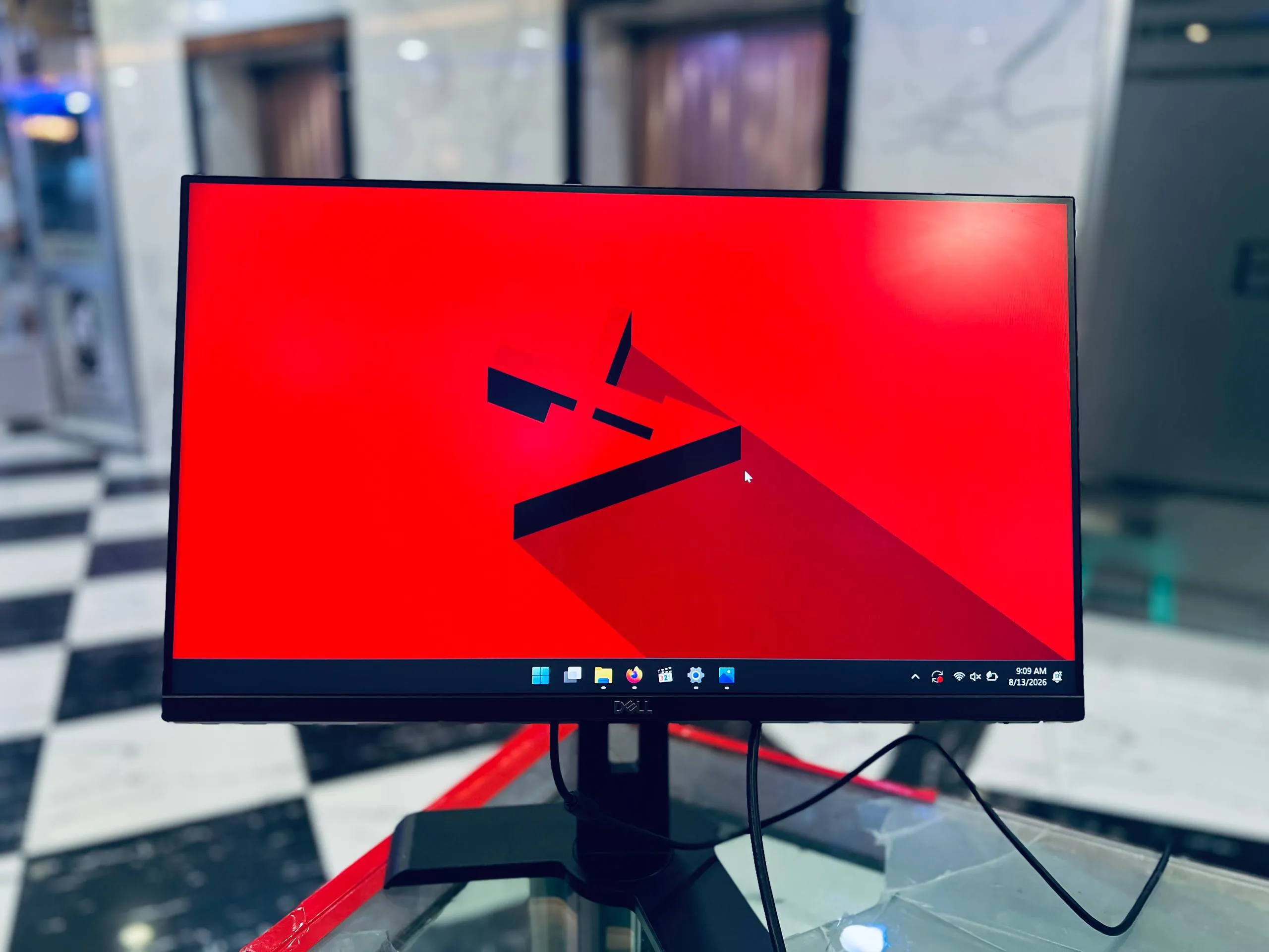 Dell 24 Inch Monitor – photo 3