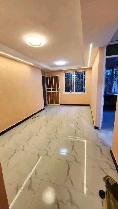 2-Bedroom Condominium in Summit – photo 3