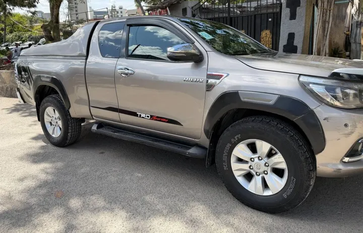 Toyota Hilux King Cab Diesel 2018 – photo 3