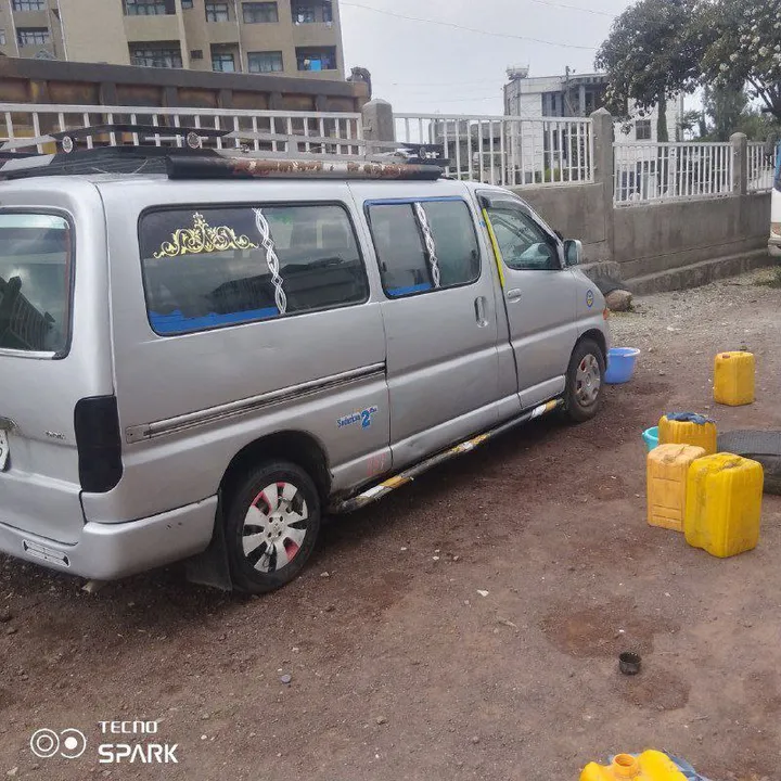 Toyota Dolphin 2006 Manual D4D – photo 4
