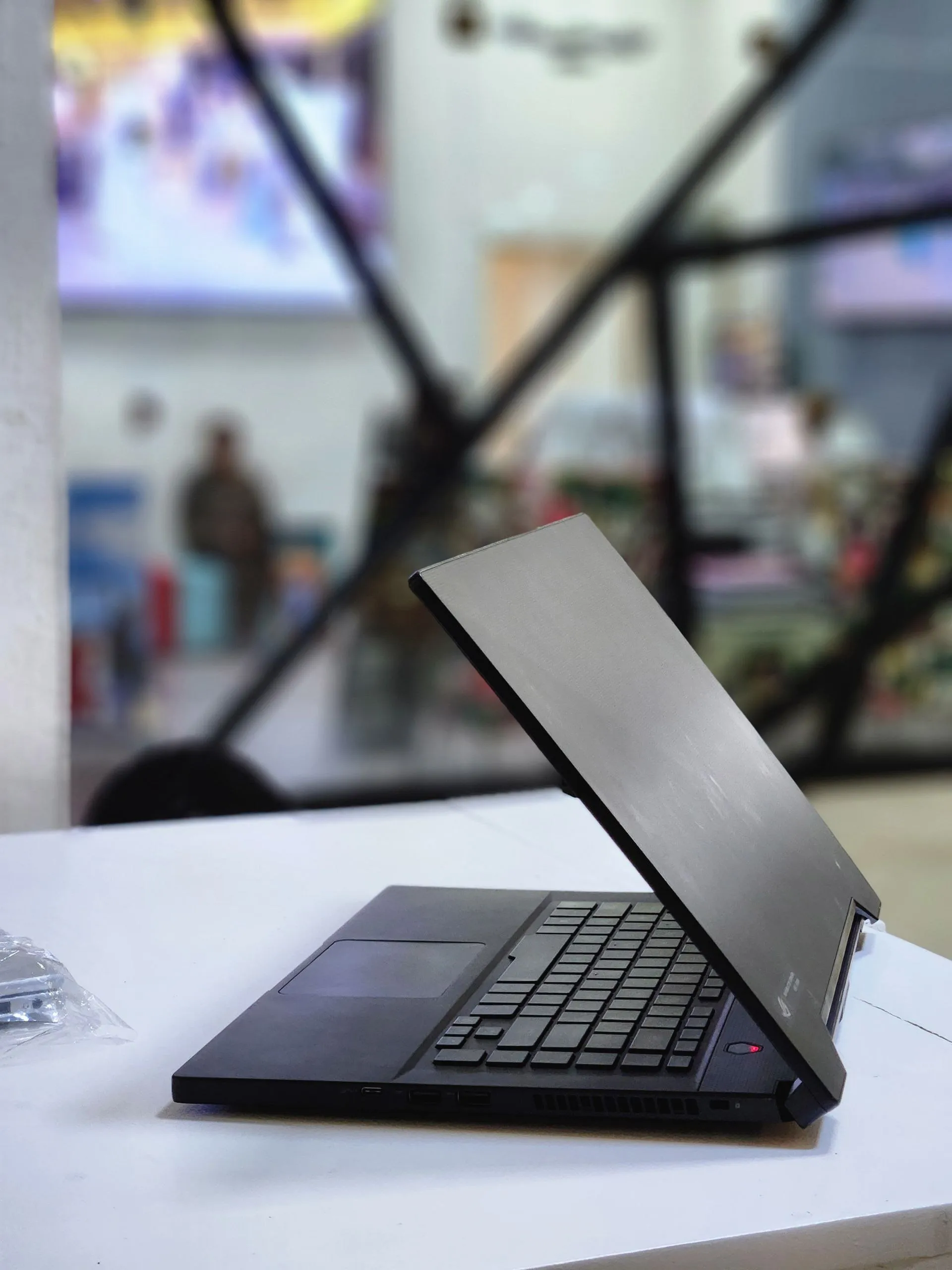 Asus ROG Zephyrus Gaming Laptop – photo 6