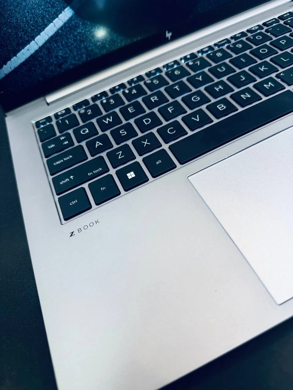 HP ZBook Firefly G10 i7 Laptop – photo 5