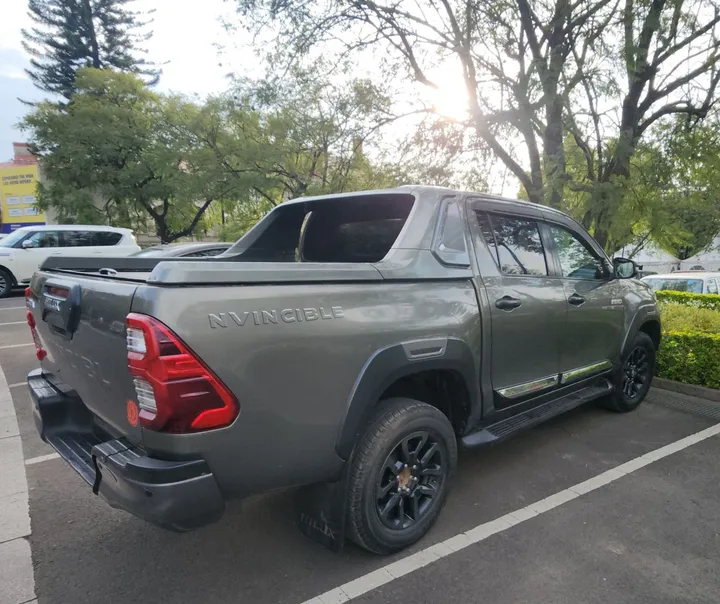 Toyota Invincible Double Cab 2022 – photo 4