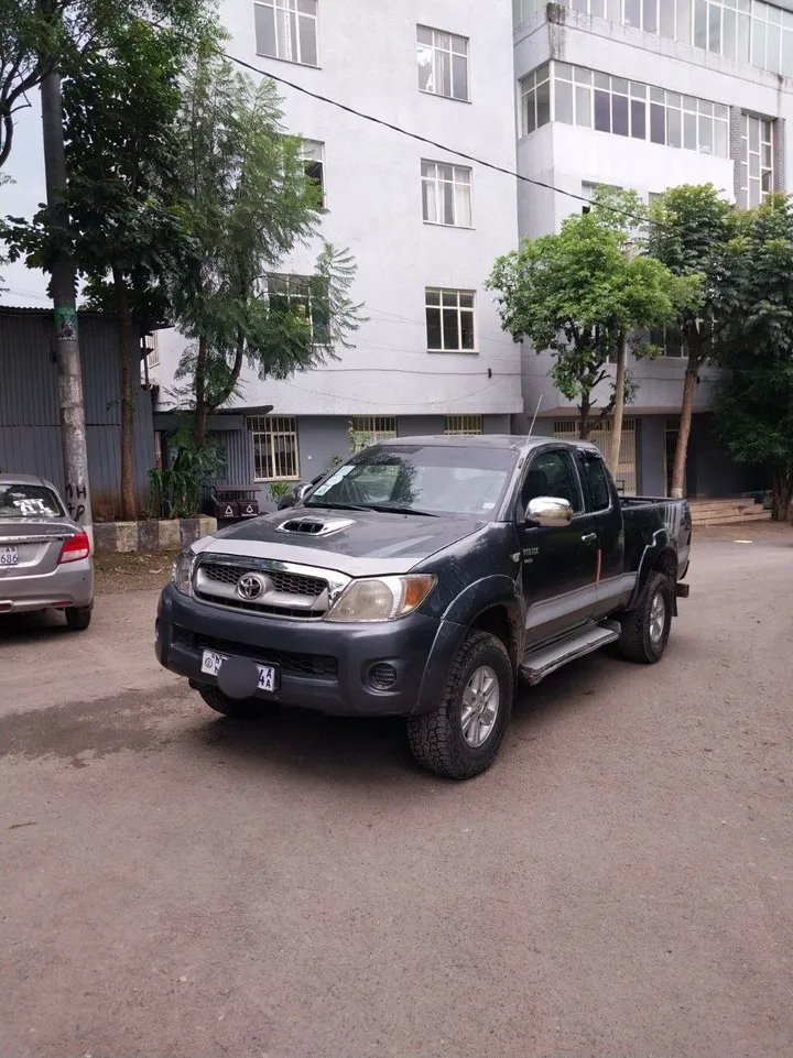 Toyota Hilux Vigo D4D 2011 – photo 6