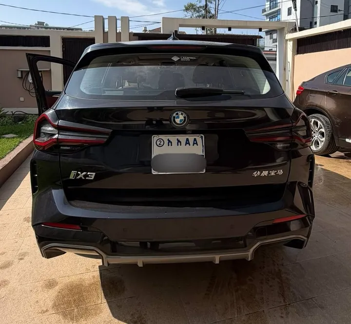 2024 BMW iX3 M Sport – photo 5