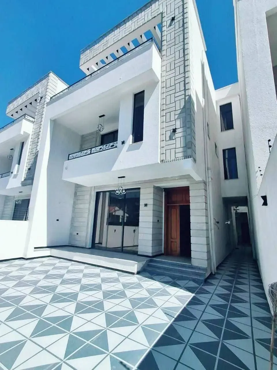 G+2 House for Sale in Summit – photo 7