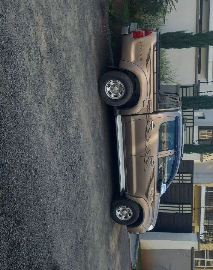 2010 D4D 2KD Manual Pickup – photo 3