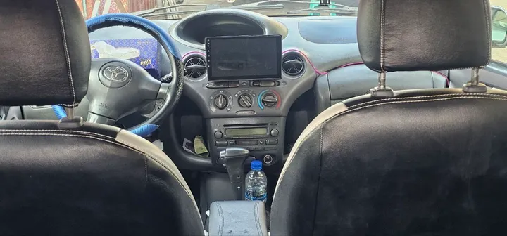 Toyota Vitz 2002 Automatic – photo 3