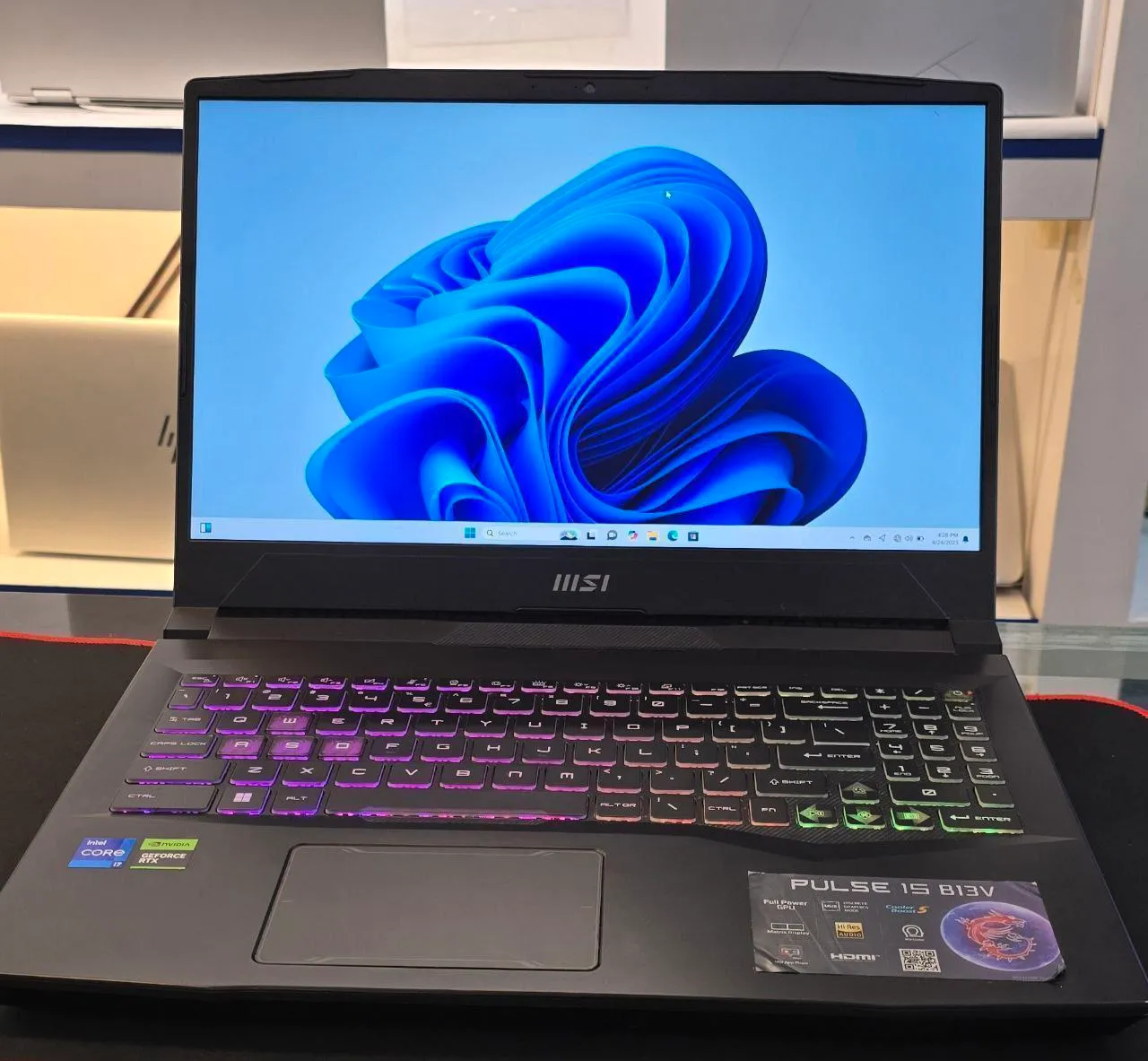 MSI Pulse 15 Core i7 RTX 4060 – photo 4