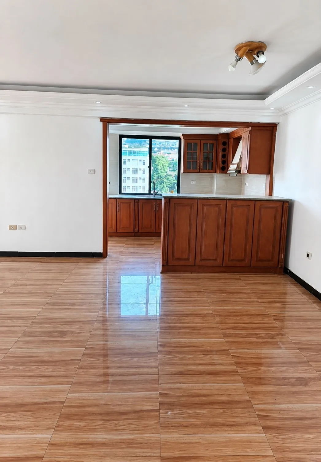 147 sqm 5th Floor Apartment – photo 4