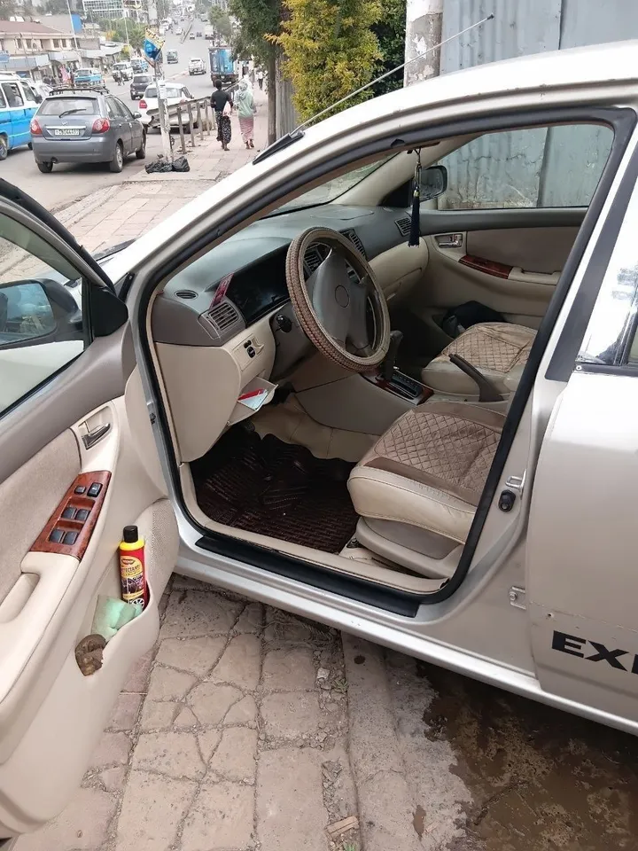 Toyota Corolla 2003 Automatic – photo 3