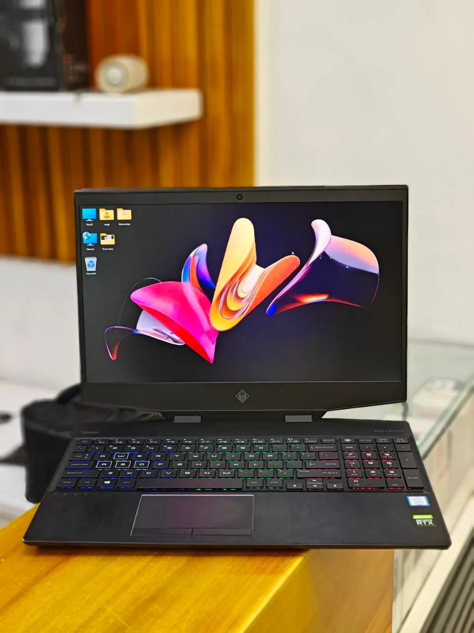 HP Omen 15 i7 RTX 2060 – photo 4