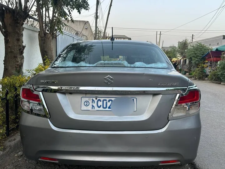 Suzuki Dzire 2022 Automatic – photo 5