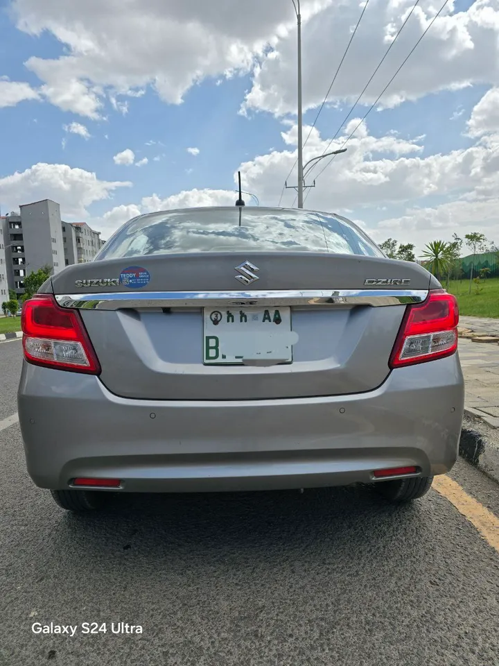 Suzuki Dzire 2021 Automatic – photo 5