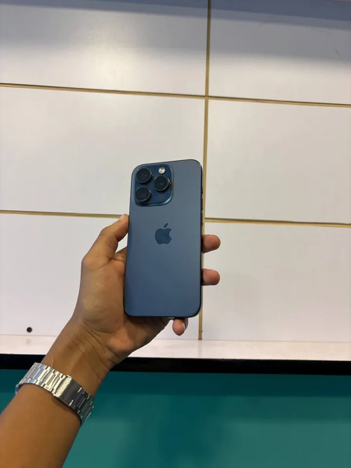 iPhone 15 Pro 128GB – photo 3