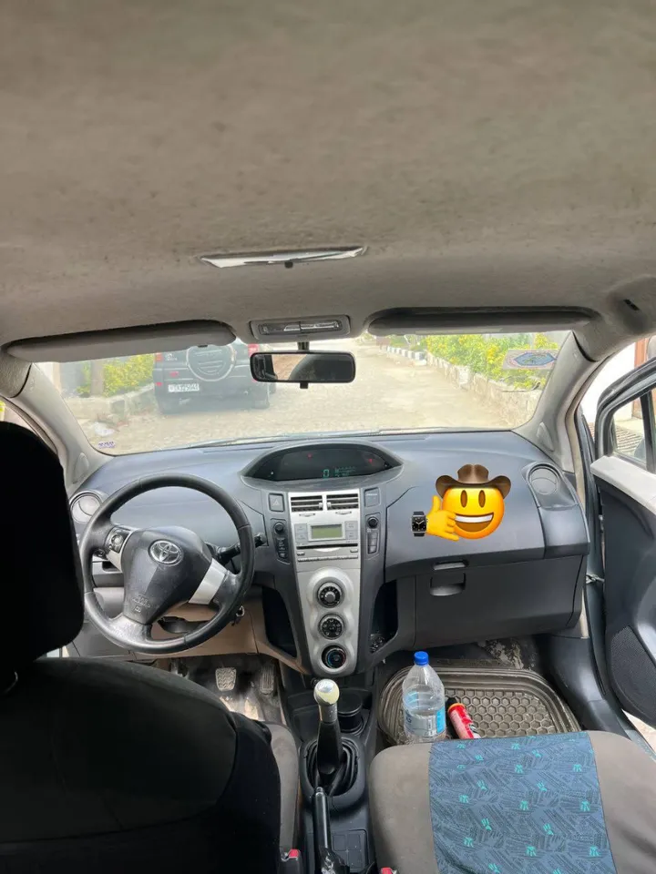 Toyota Yaris Compact 2008 Manual – photo 6