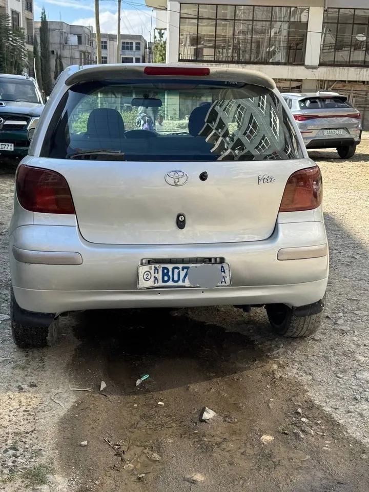 Toyota Vitz 2002 Automatic – photo 8