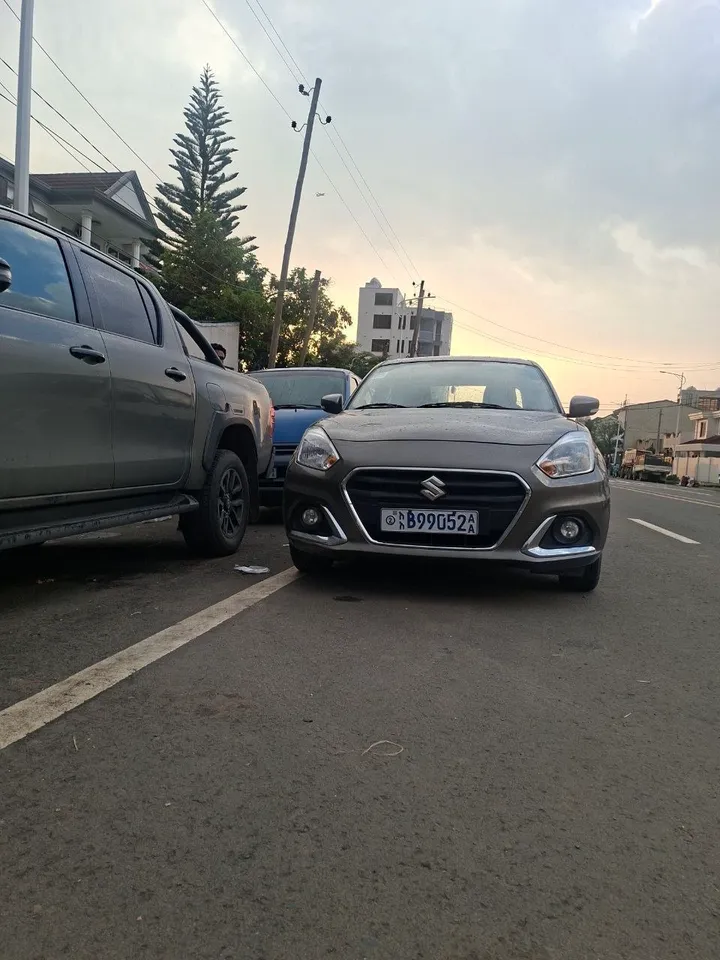 Suzuki Dzire 2021 Automatic – photo 5