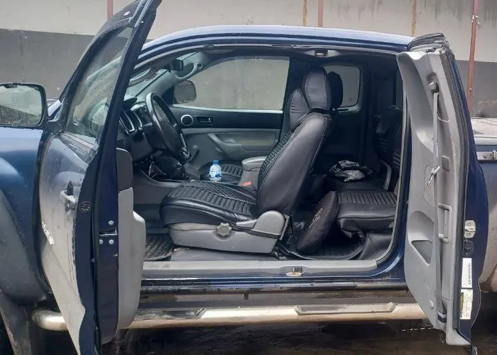 Toyota Tacoma 2007 4WD Manual – photo 5