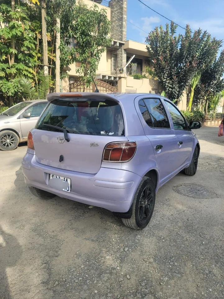 2004 Toyota Vitz Hatchback – photo 3