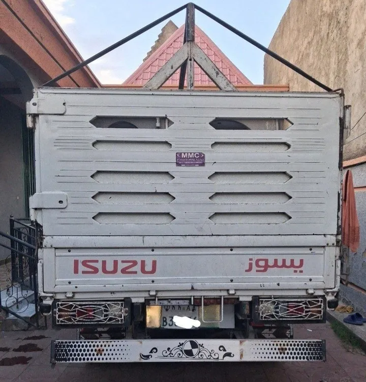 Isuzu Obama Truck 2021 – photo 4