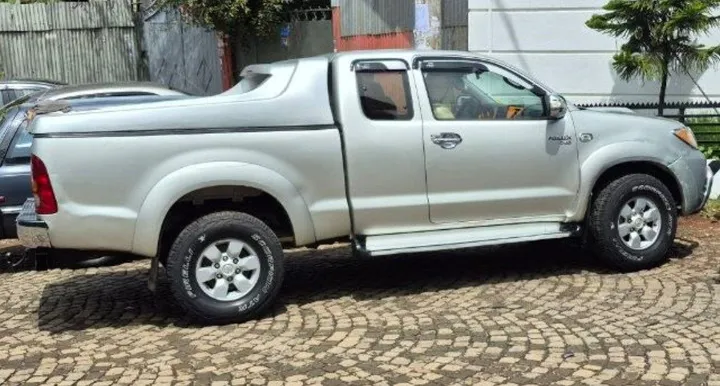 Toyota Hilux King Cab 2008 – photo 3