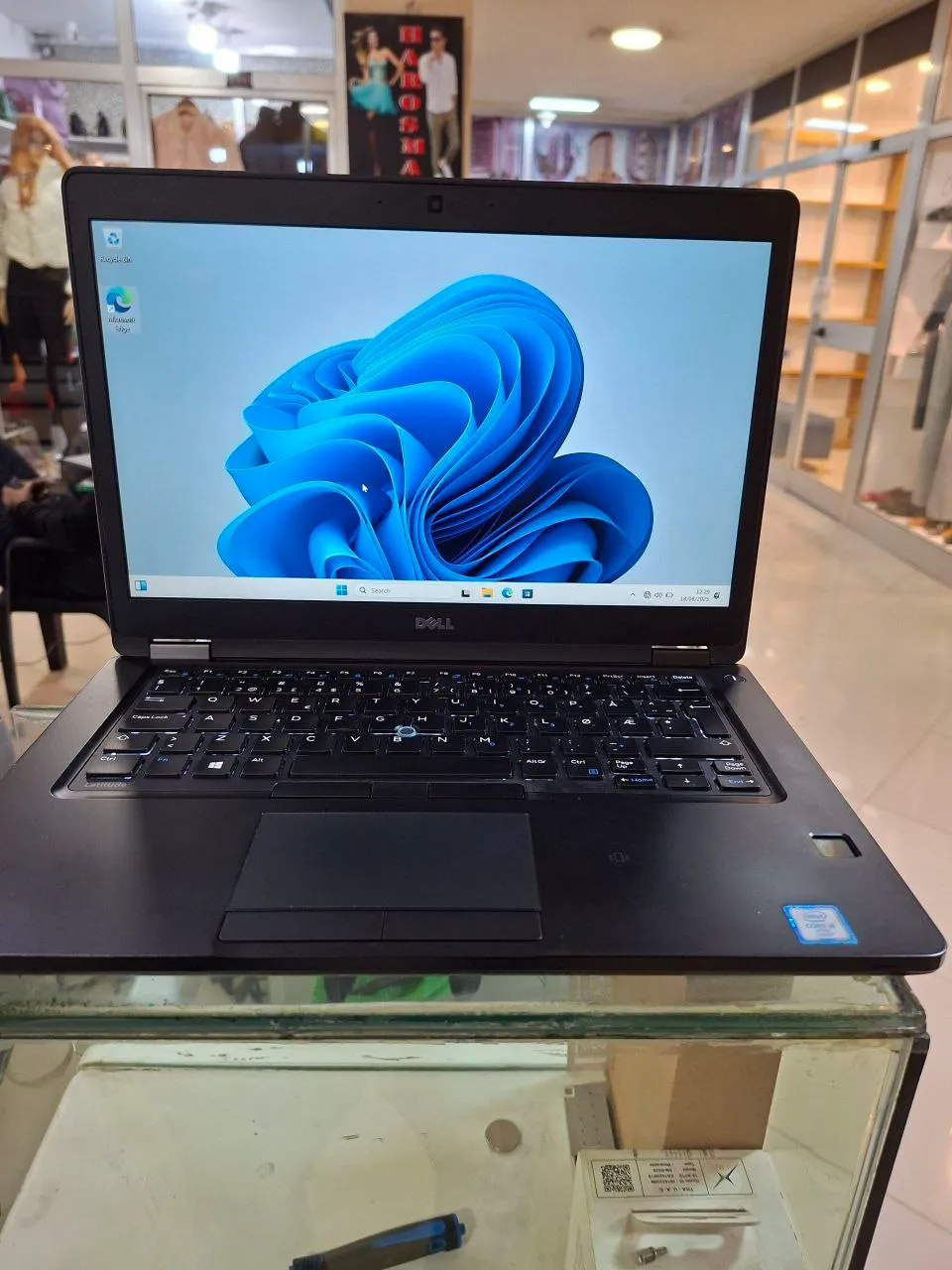 Dell Latitude 5480 Laptop – photo 4