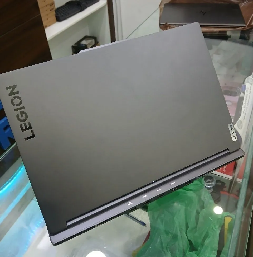Lenovo Legion 7i Gaming Laptop – photo 3