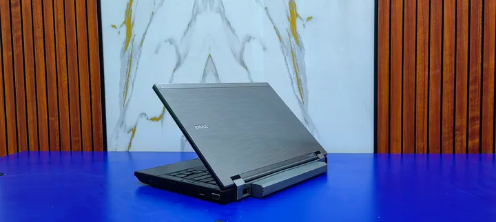 Dell Latitude i3 4GB 250GB Laptop – photo 6