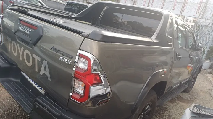 Toyota Adventure Double Cab 2021 – photo 4