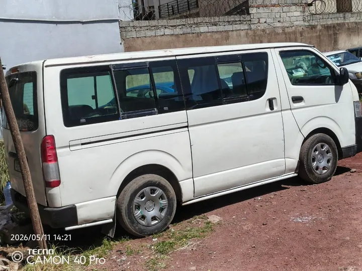 Toyota Abadula Minibus 2005 Manual – photo 6