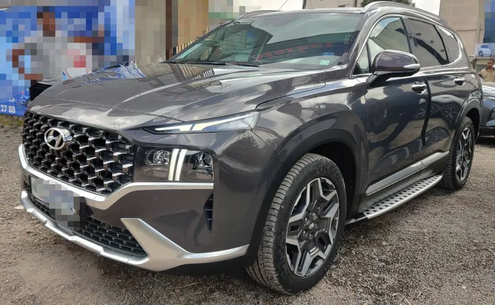 Hyundai Santa Fe 2023 Hybrid – photo 4