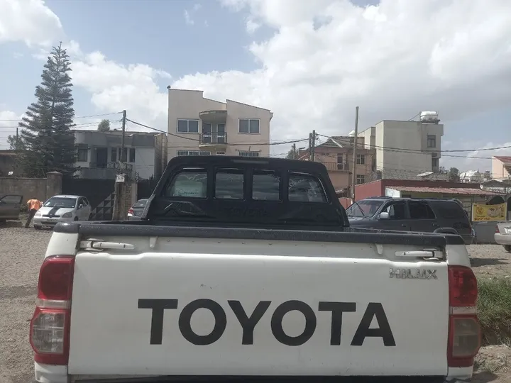 Toyota Hilux Double Cabin 2011 – photo 4