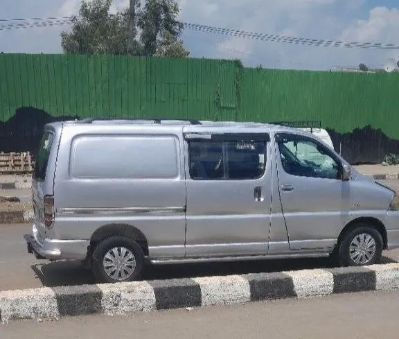 Toyota D4D Van 2008 – photo 3