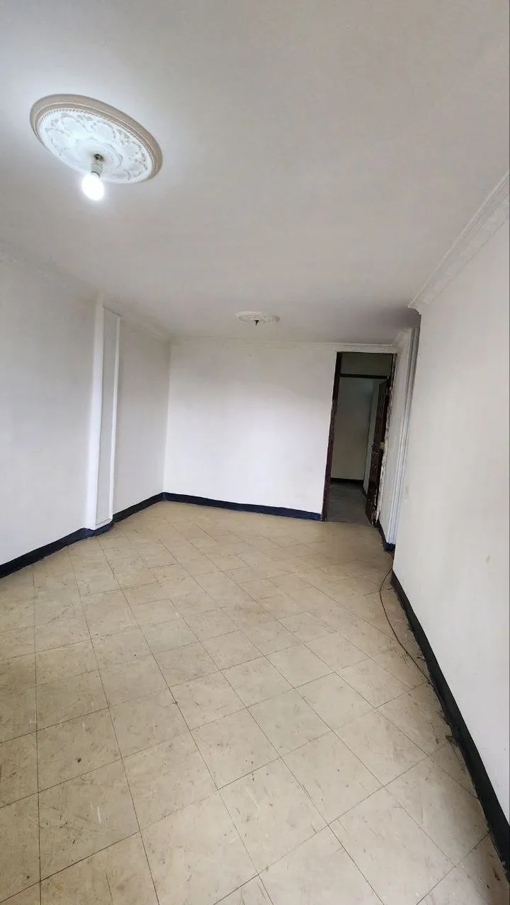 2-Bedroom Condominium in Summit – photo 3