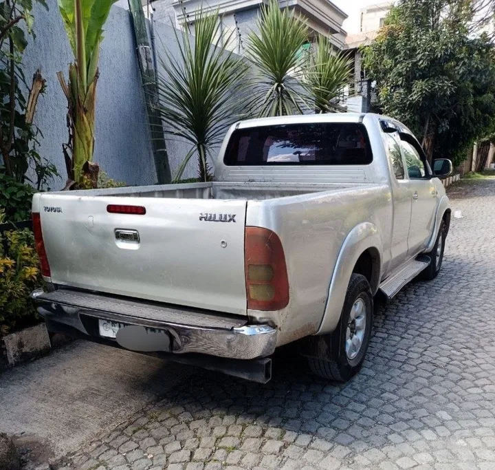 Toyota Hilux 2008 Pickup – photo 3