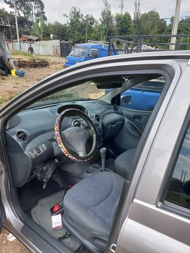 Toyota Vitz 2001 Automatic – photo 5