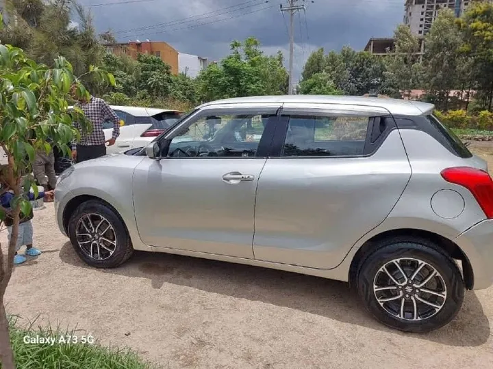 Suzuki Swift 2022 Full Option – photo 4