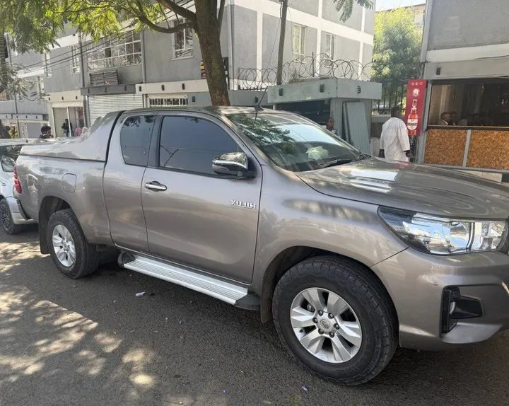 Toyota Hilux Extra Cab 2020 – photo 3