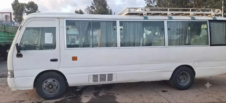 Toyota Coaster 2010 Manual – photo 3