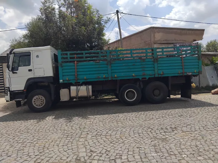 Sinotruk Howo Truck 2022 – photo 3