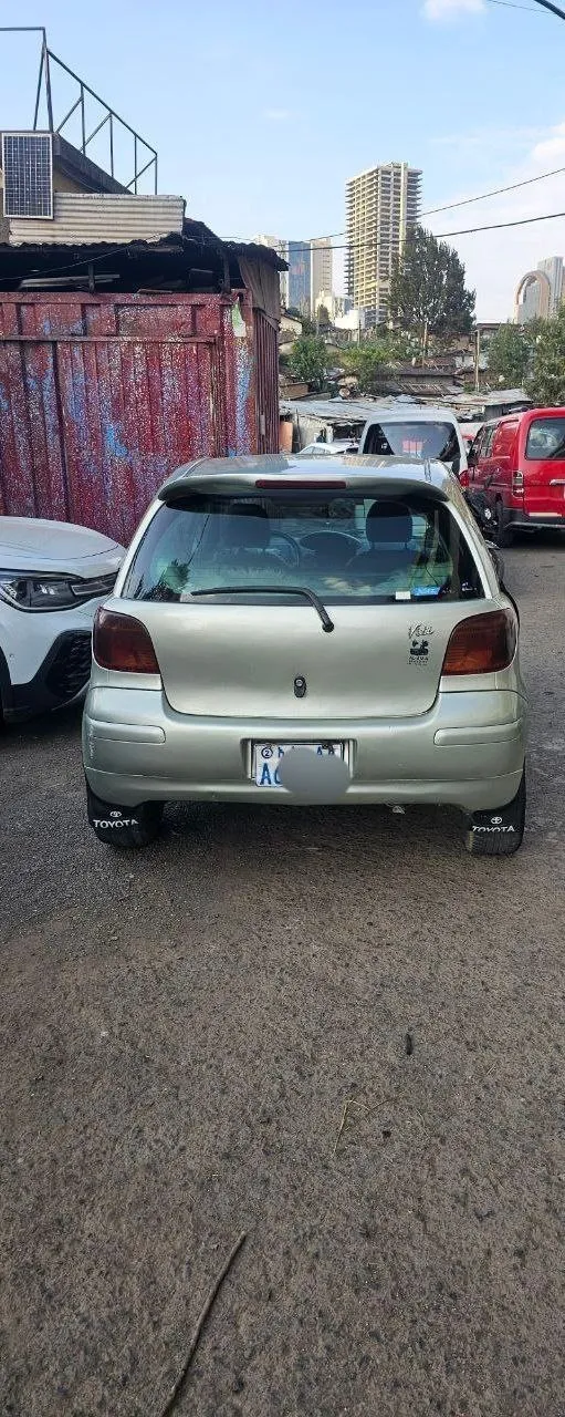 Toyota Vitz 2002 Automatic – photo 4