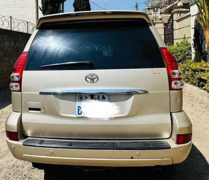 Toyota Landcruiser Prado 2009 – photo 7