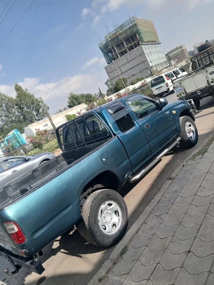 Toyota 2L King Cab 2000 – photo 3