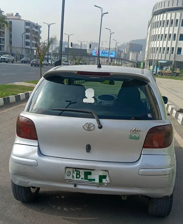 Toyota Vitz 2004 Automatic 1.0L – photo 5