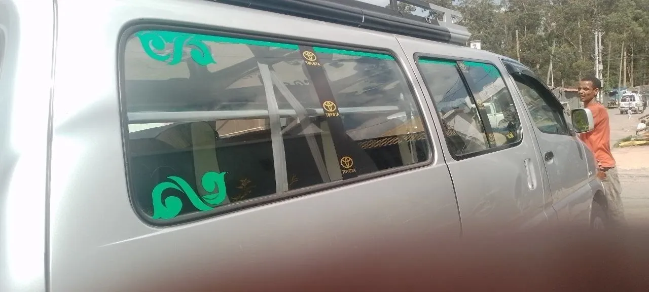 D4D Van for Service Rent – photo 6