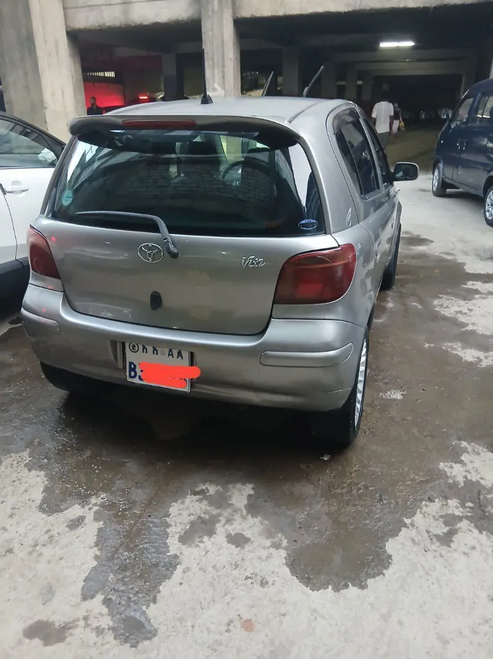 Toyota Vitz 2004 Automatic – photo 3