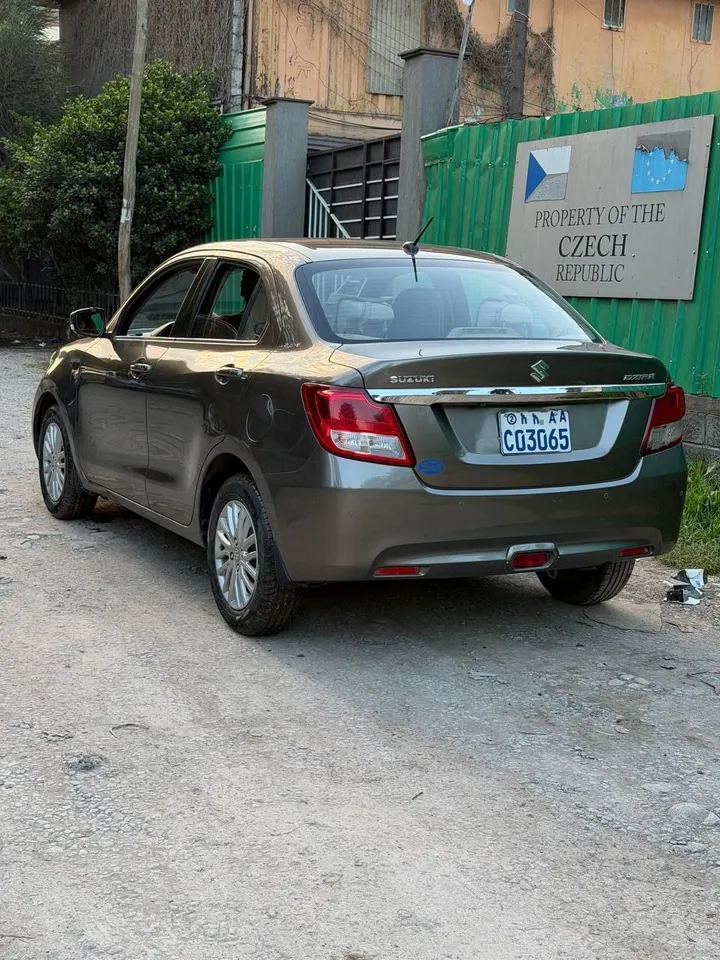 Suzuki Dzire 2022 Sedan – photo 7
